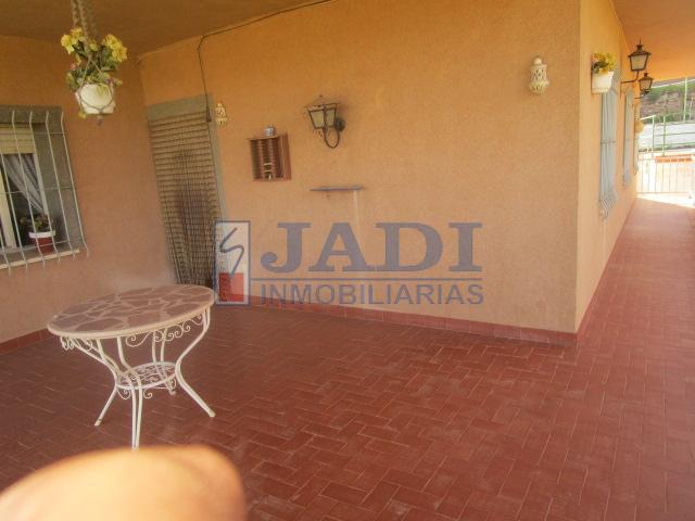 For sale of house in Valdepeñas