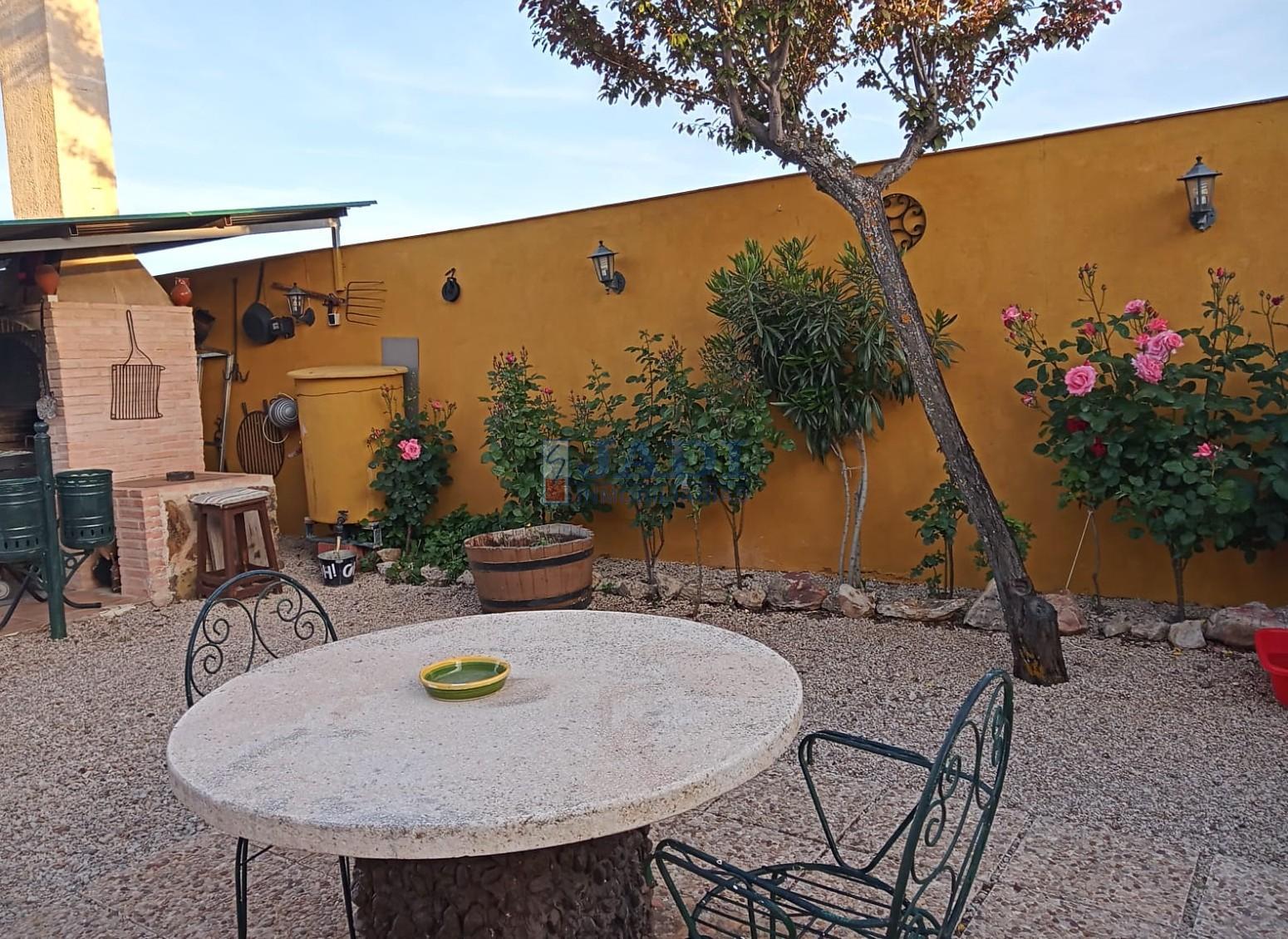 Venta de casa en Valdepeñas