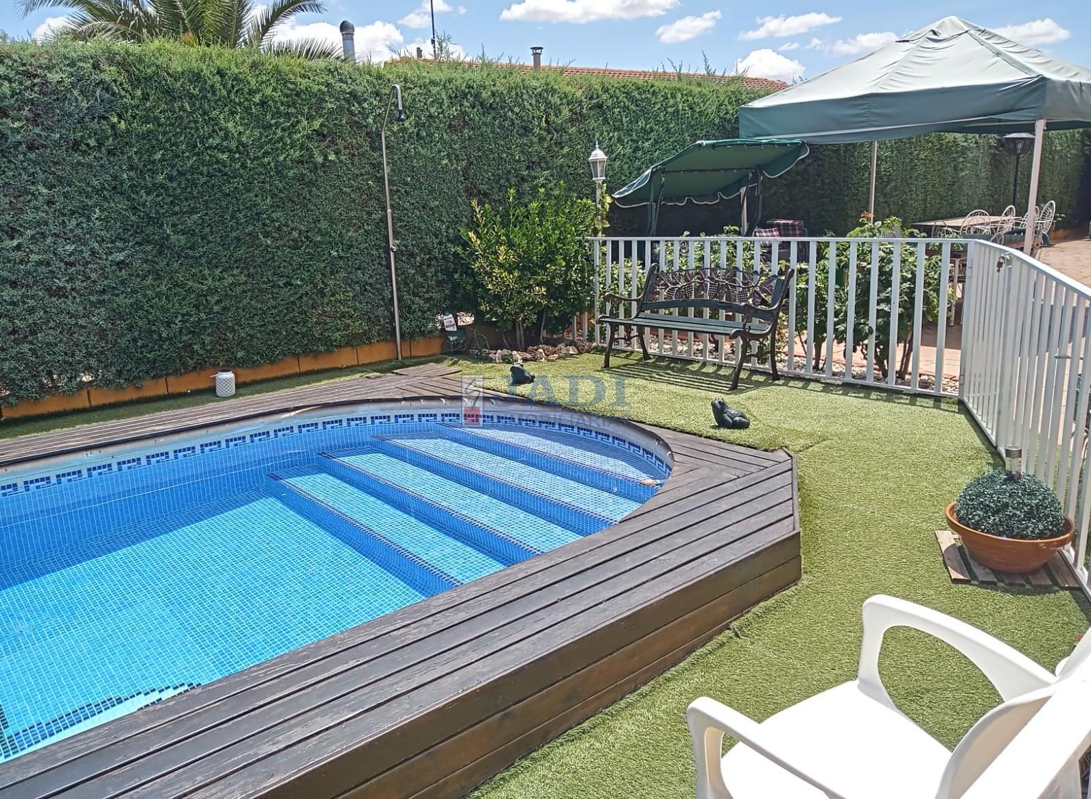 Venta de casa en Valdepeñas