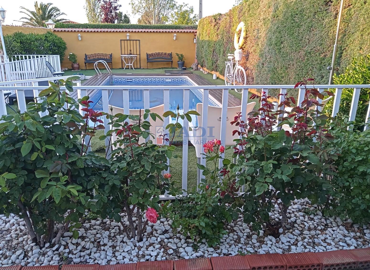 Venta de casa en Valdepeñas