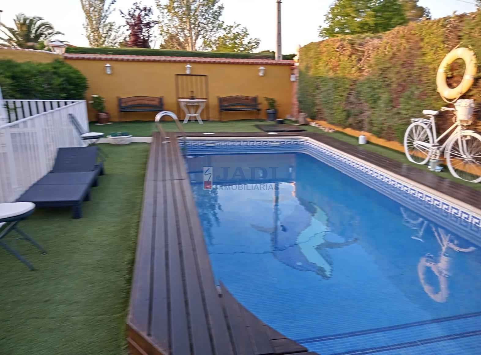 Venta de casa en Valdepeñas