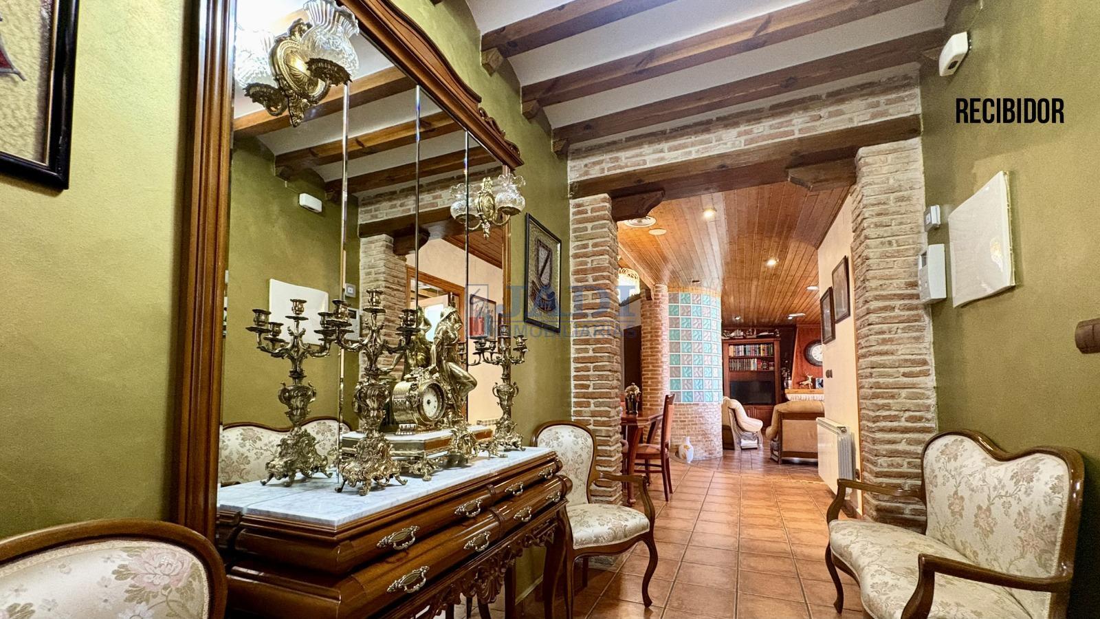 Venta de chalet en Valdepeñas