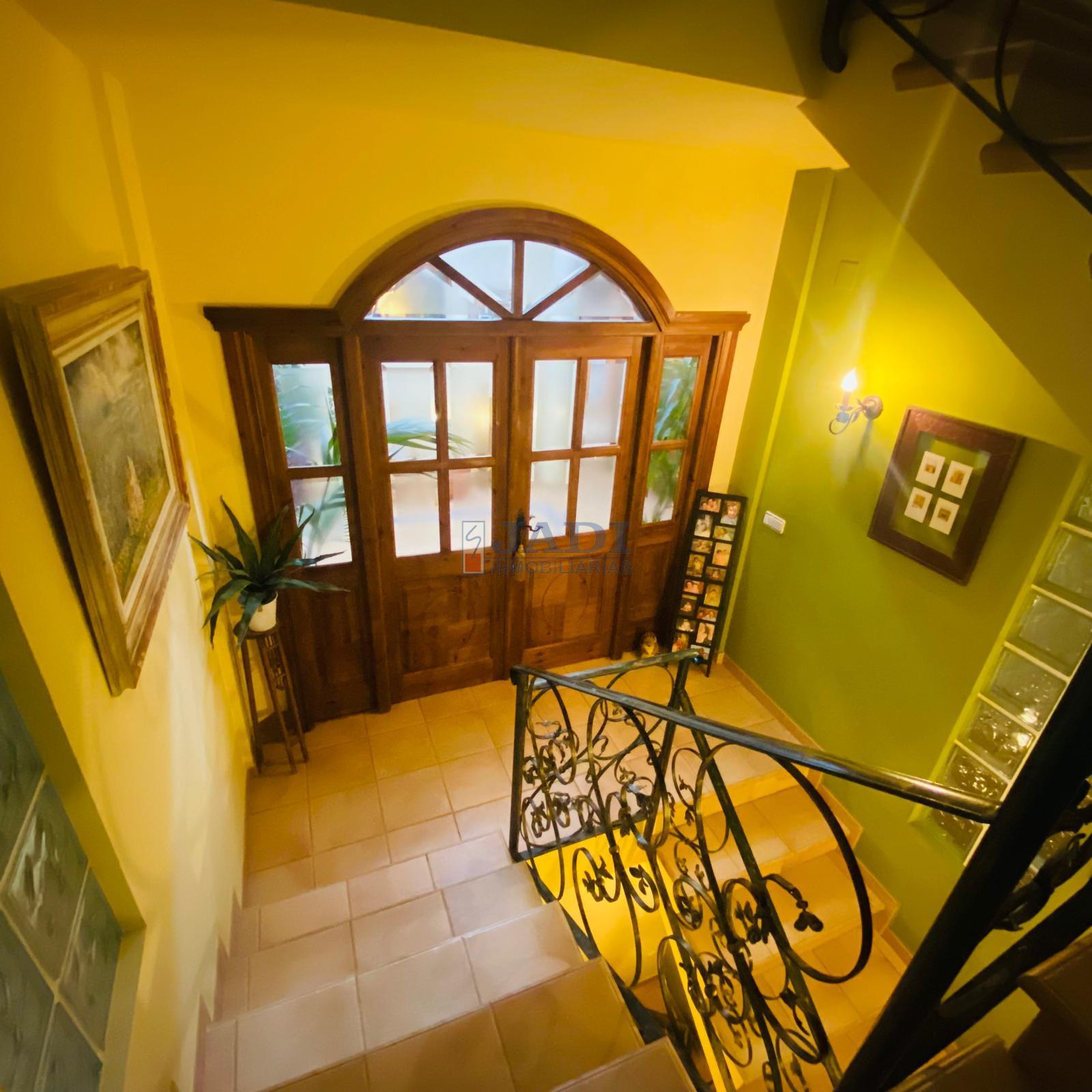 For sale of house in Valdepeñas