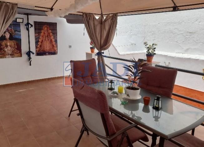 For sale of house in Valdepeñas