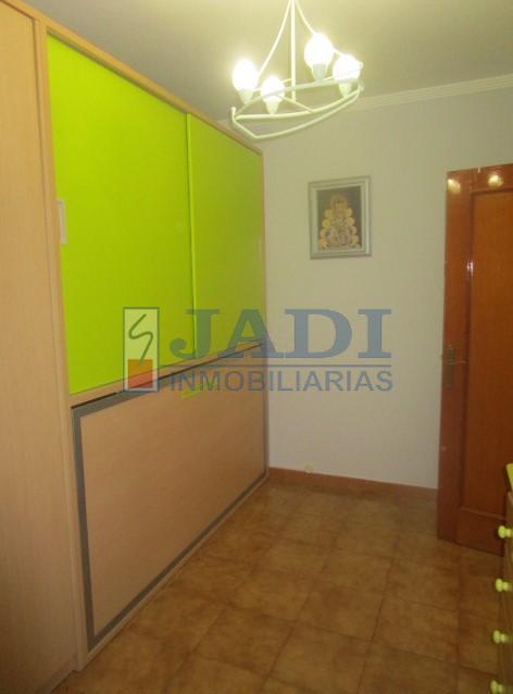For sale of house in Valdepeñas