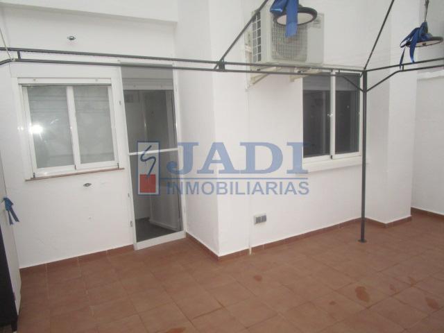 For sale of house in Valdepeñas
