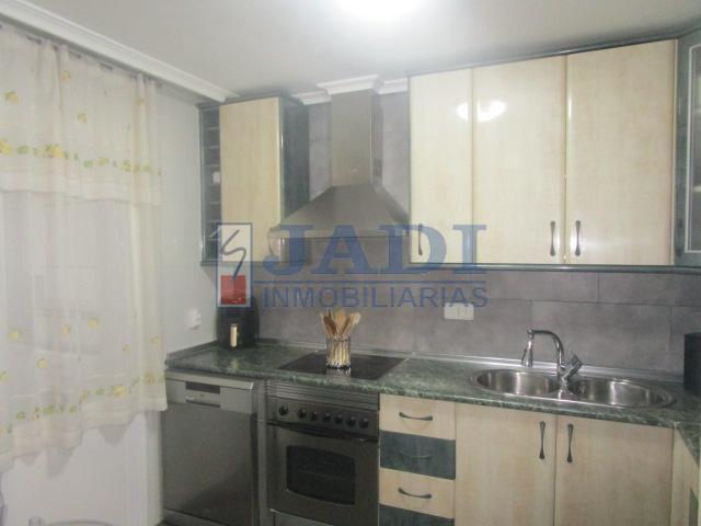 For sale of house in Valdepeñas