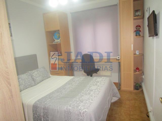For sale of house in Valdepeñas