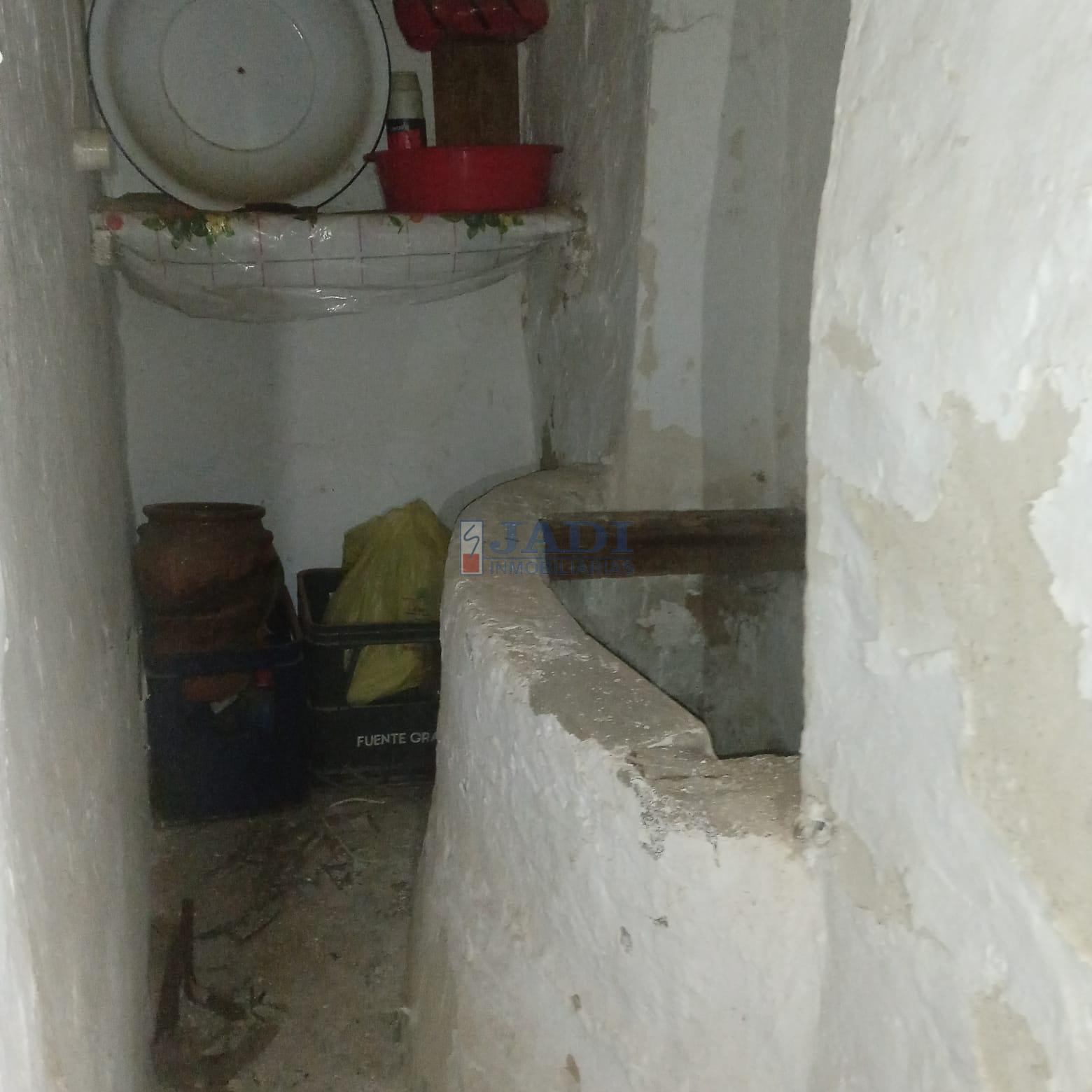 Venta de casa en Valdepeñas