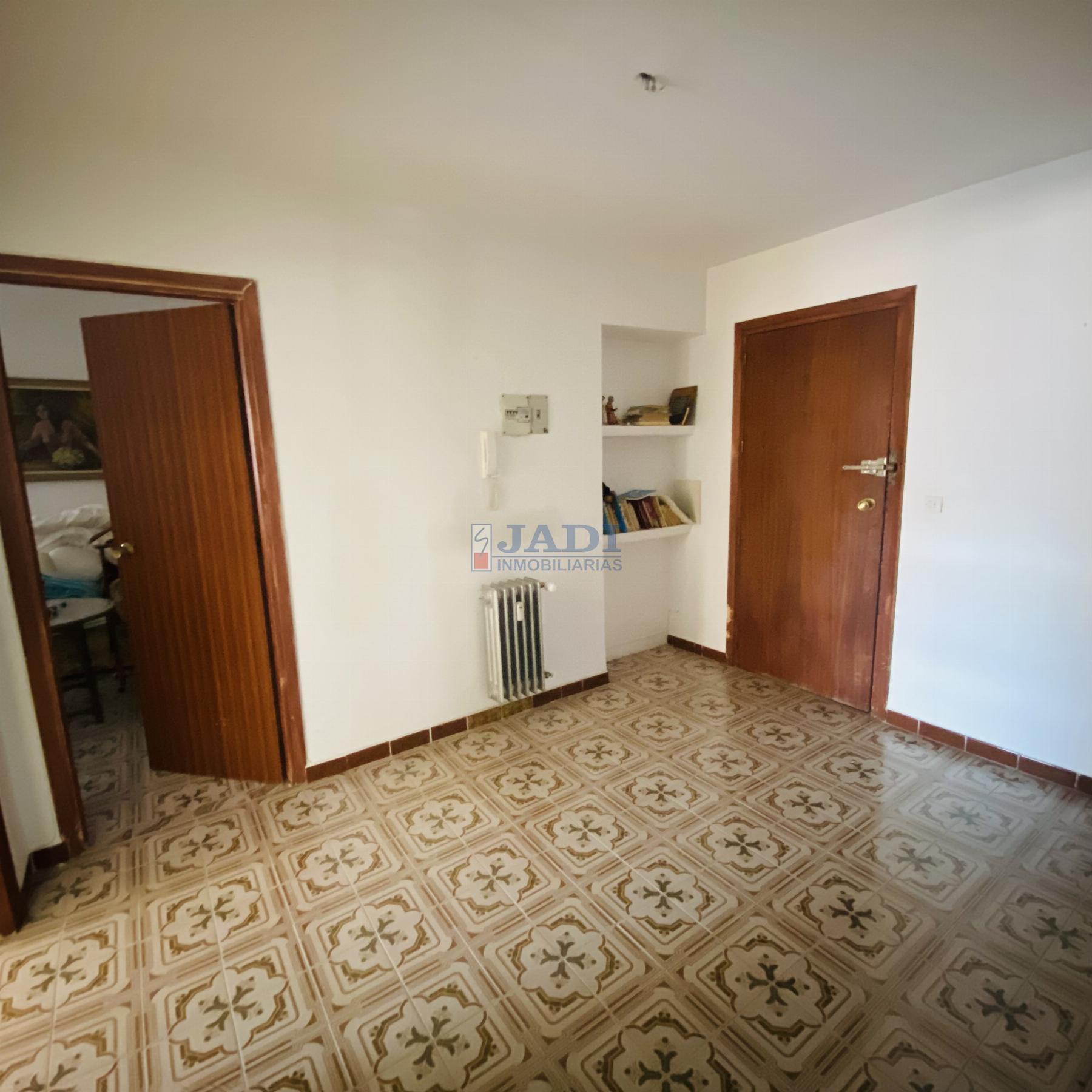 Venta de piso en Valdepeñas
