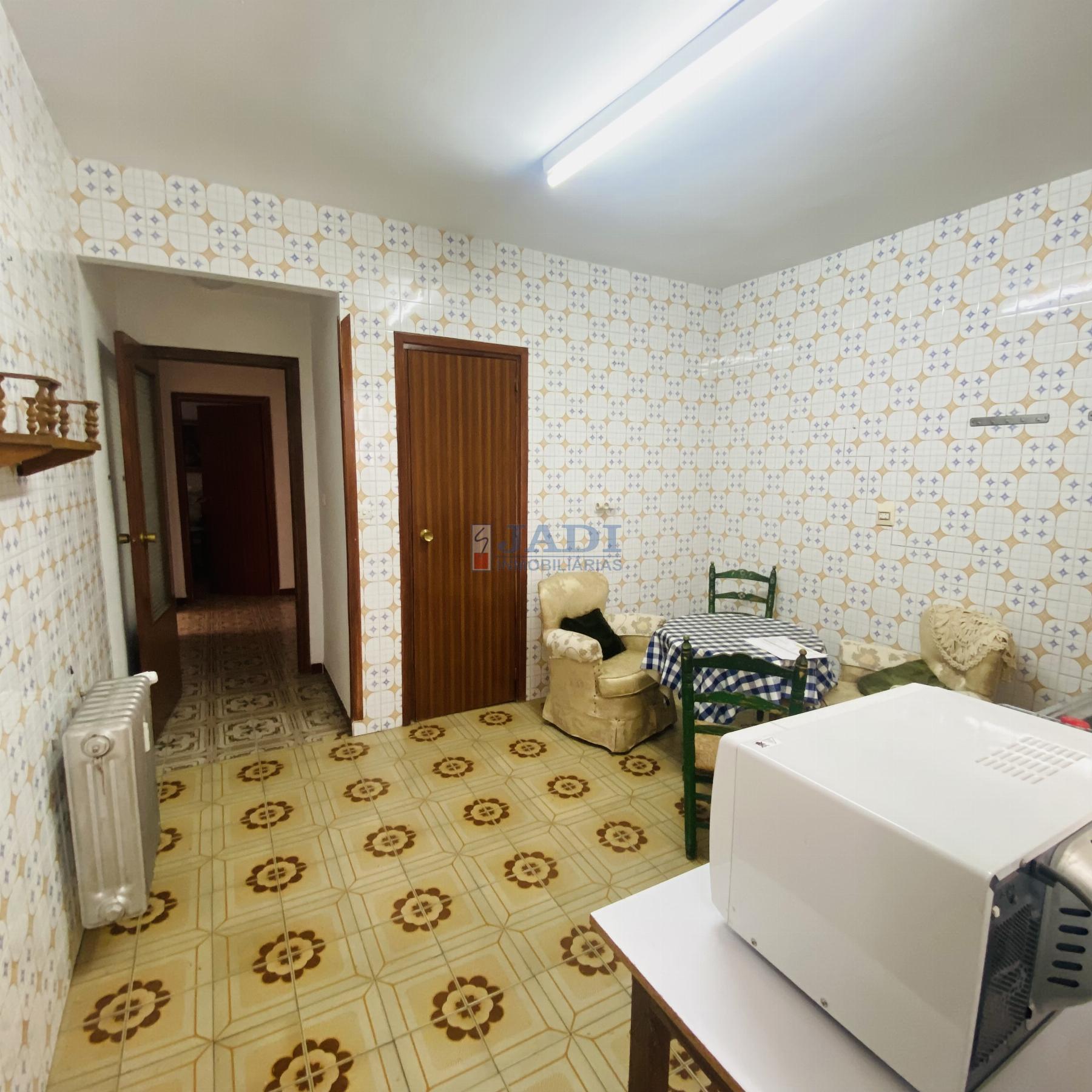 Venta de piso en Valdepeñas