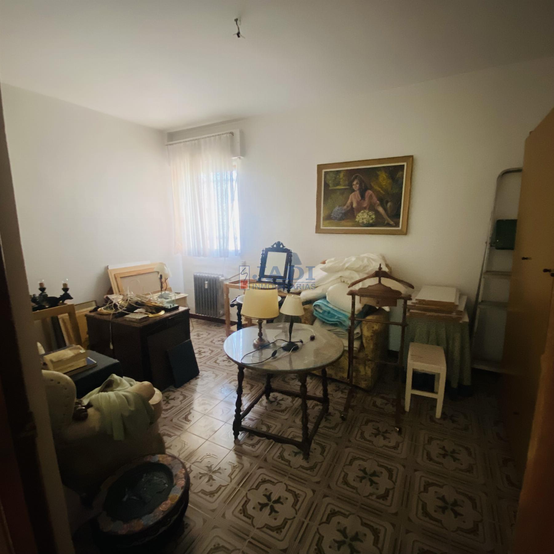 Venta de piso en Valdepeñas