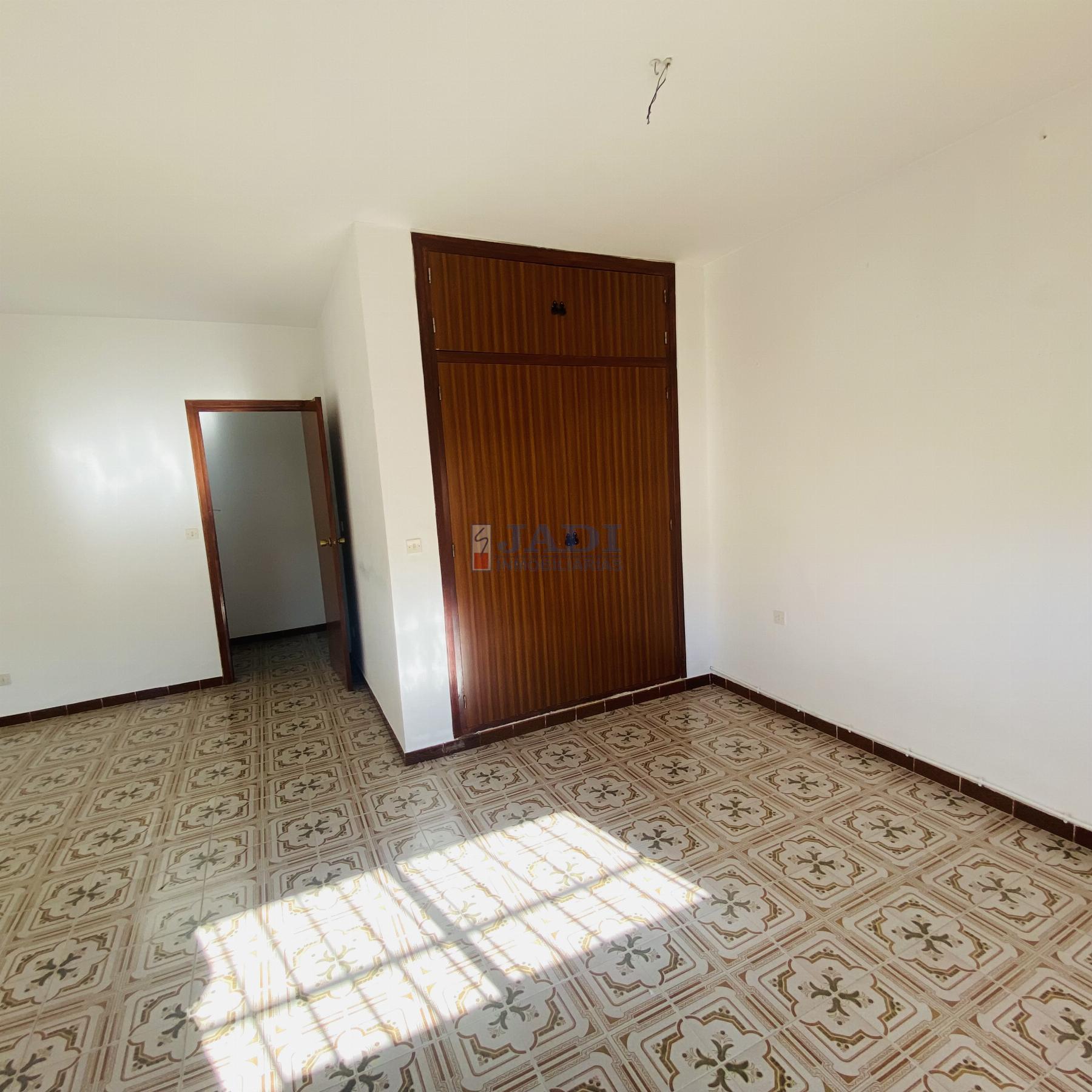 Venta de piso en Valdepeñas