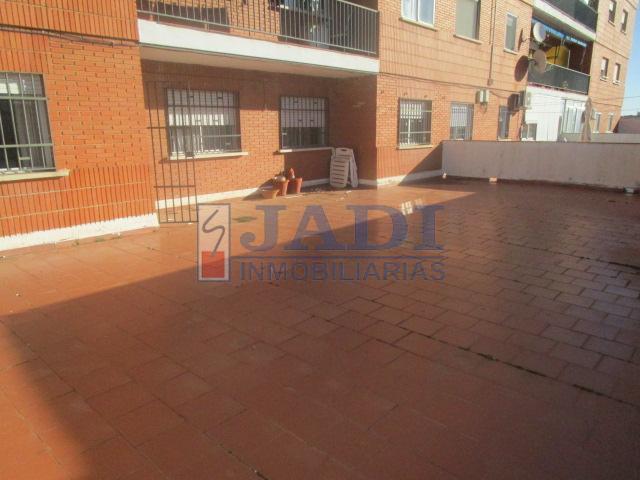 Venta de piso en Valdepeñas