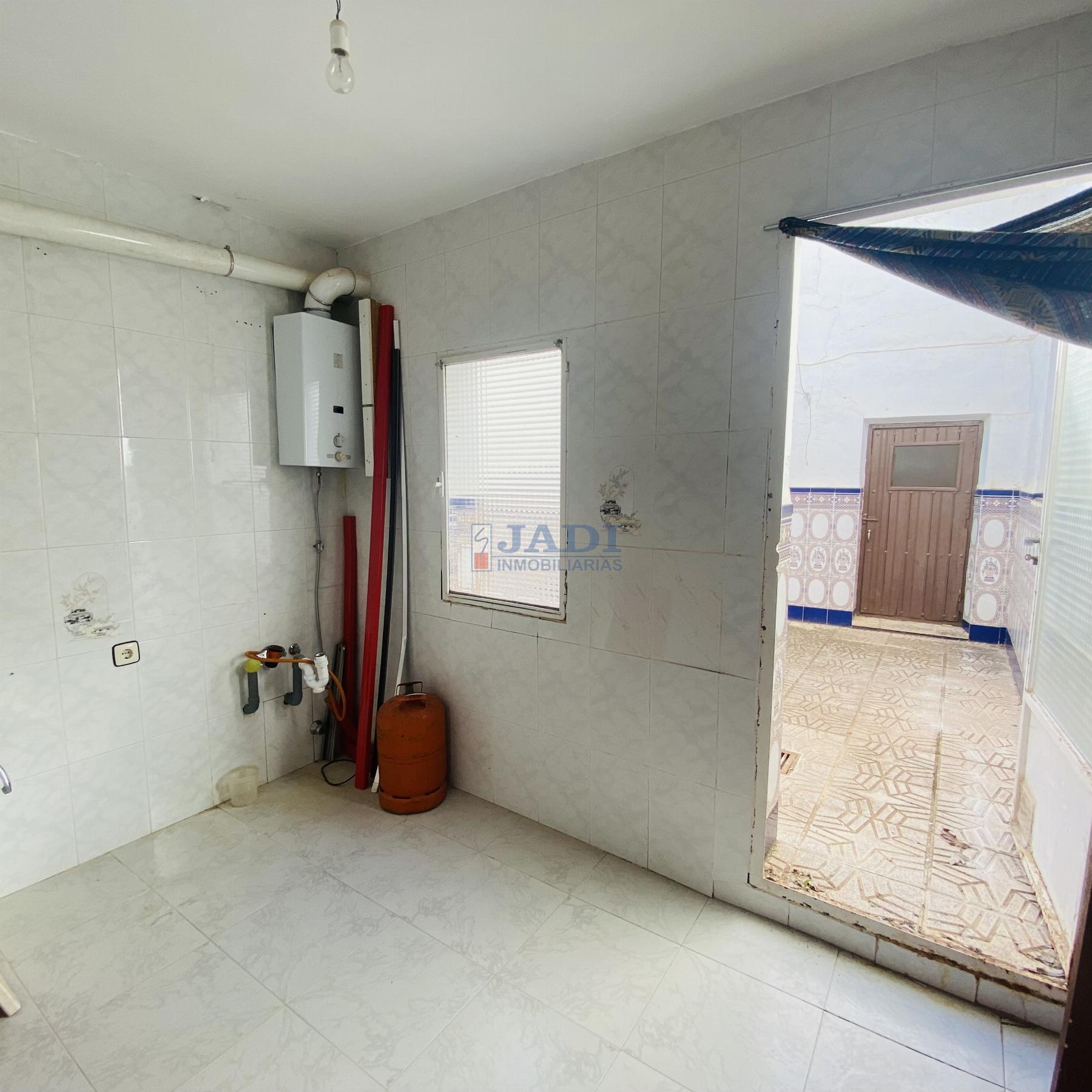 Venta de casa en Valdepeñas
