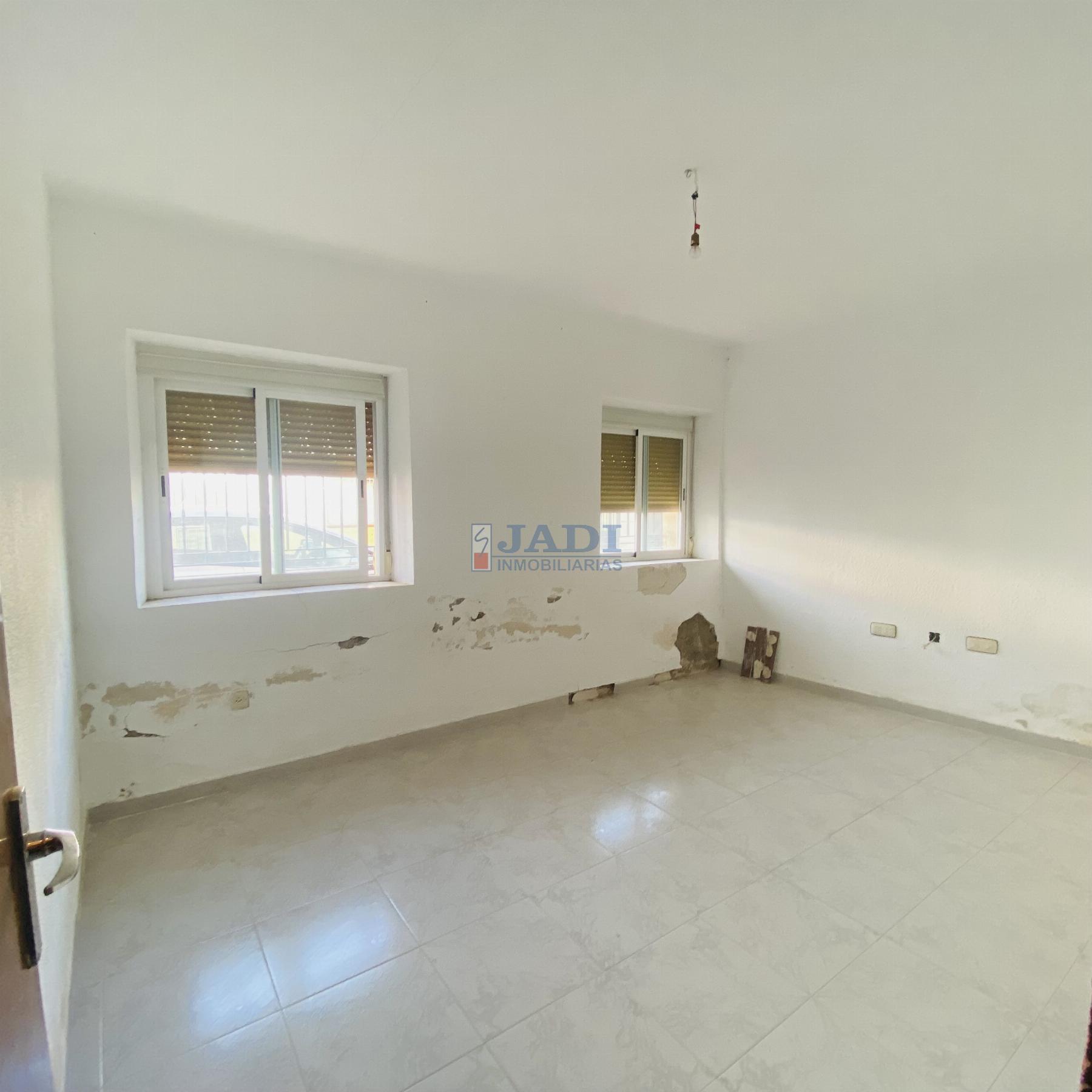 Venta de casa en Valdepeñas