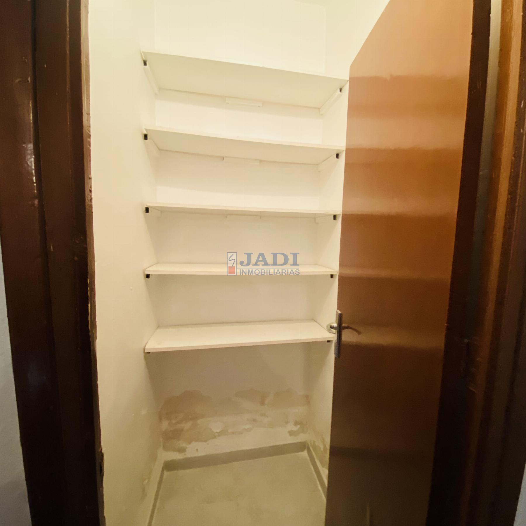 Venta de casa en Valdepeñas