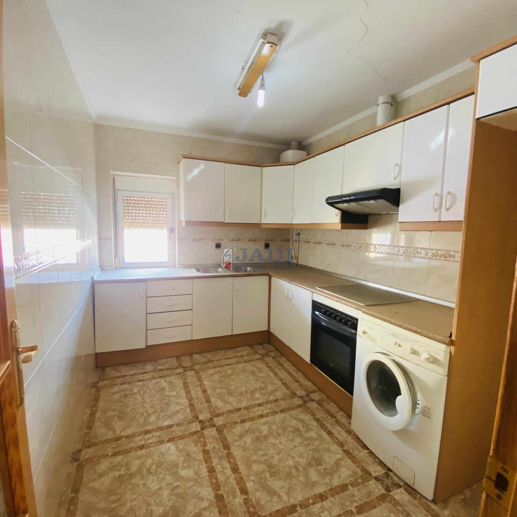 Venta de casa en Valdepeñas