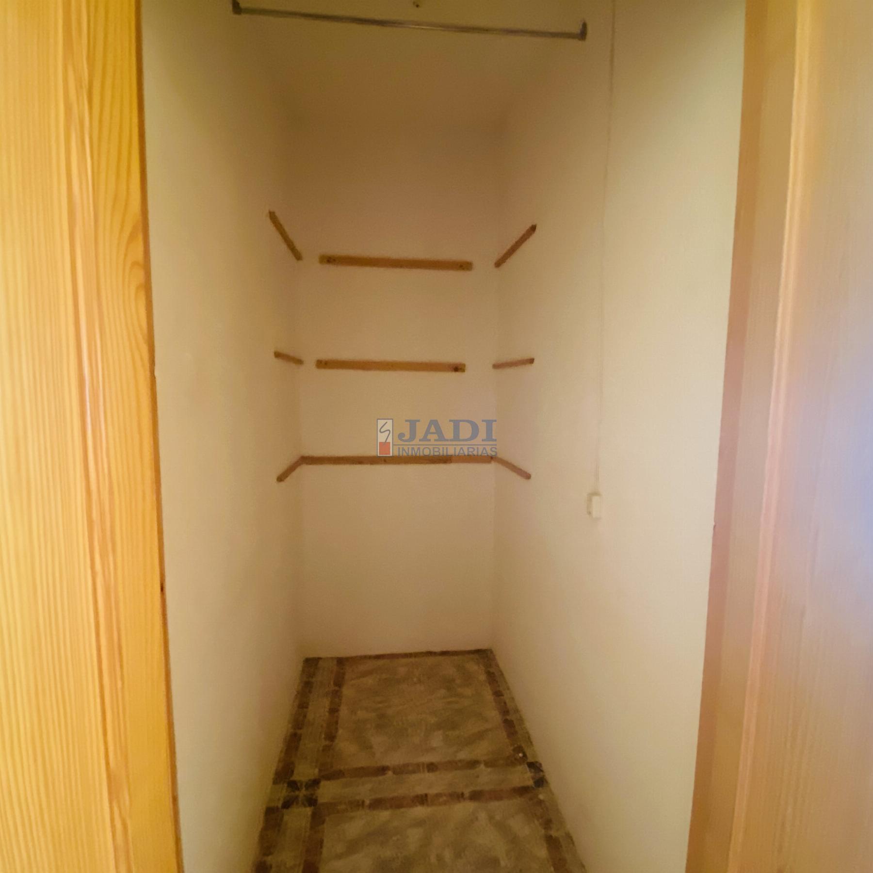 Venta de casa en Valdepeñas
