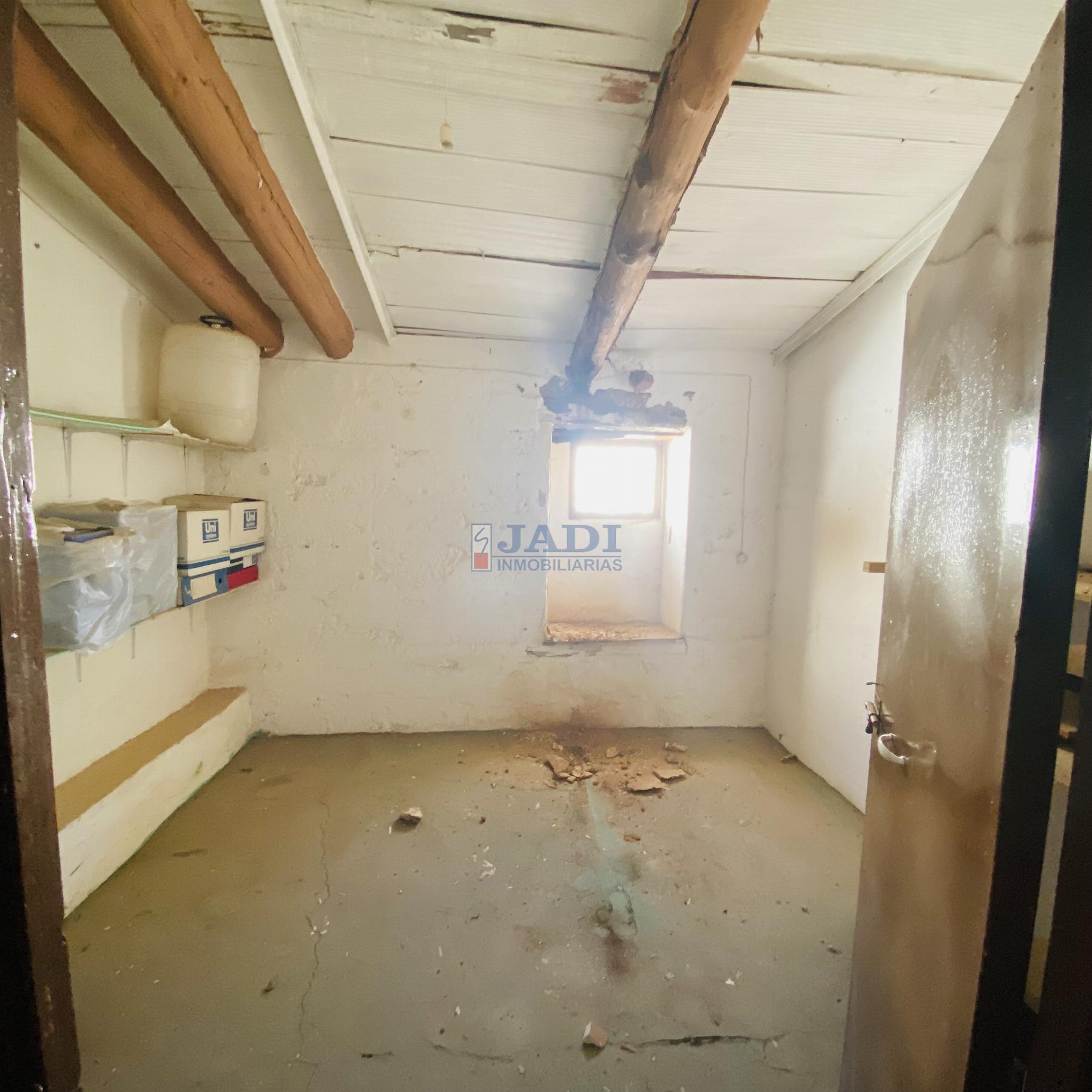 Venta de casa en Valdepeñas