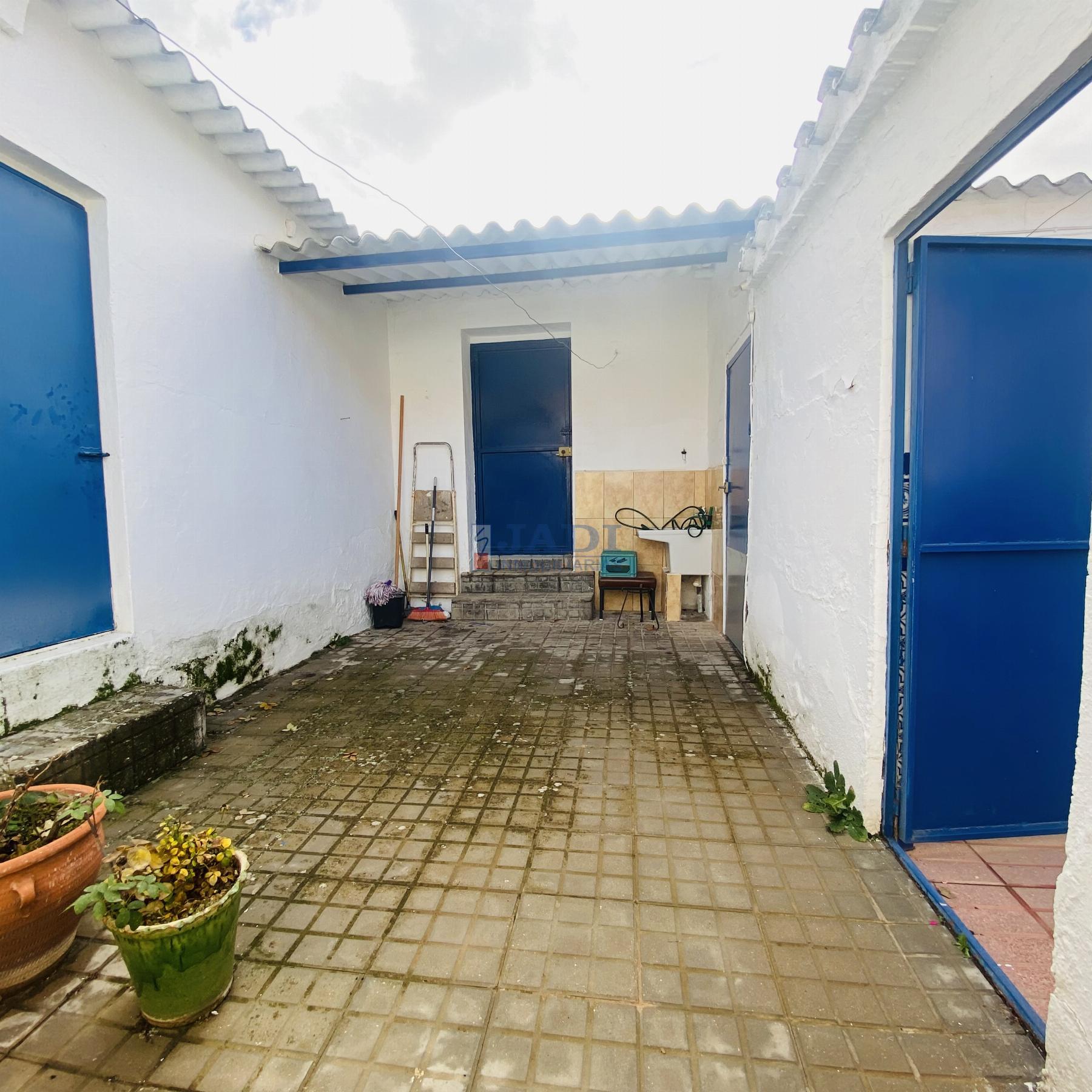For sale of house in Valdepeñas