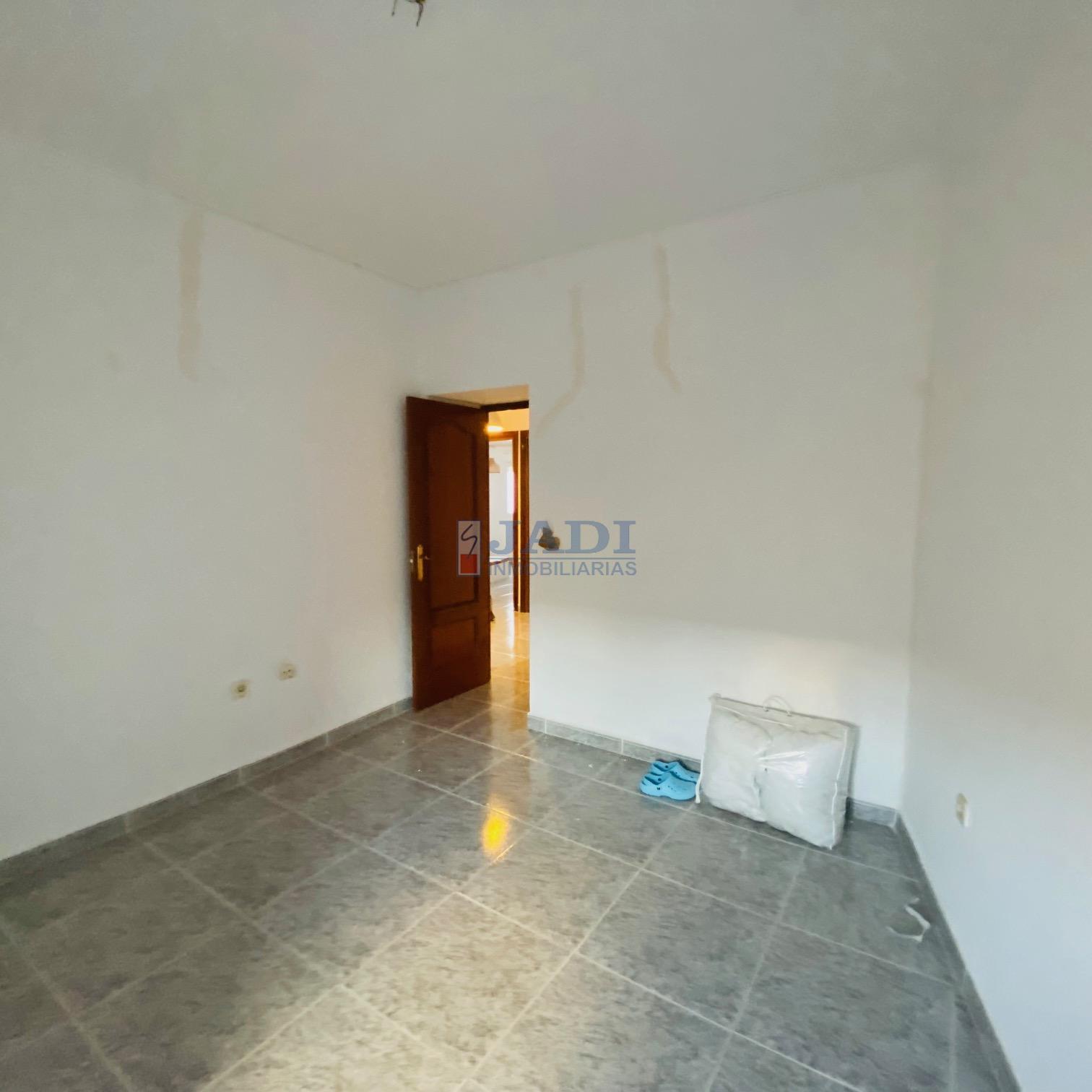Venta de casa en Valdepeñas