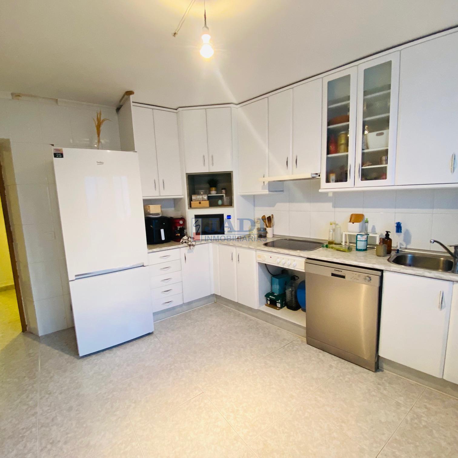 Venta de casa en Valdepeñas
