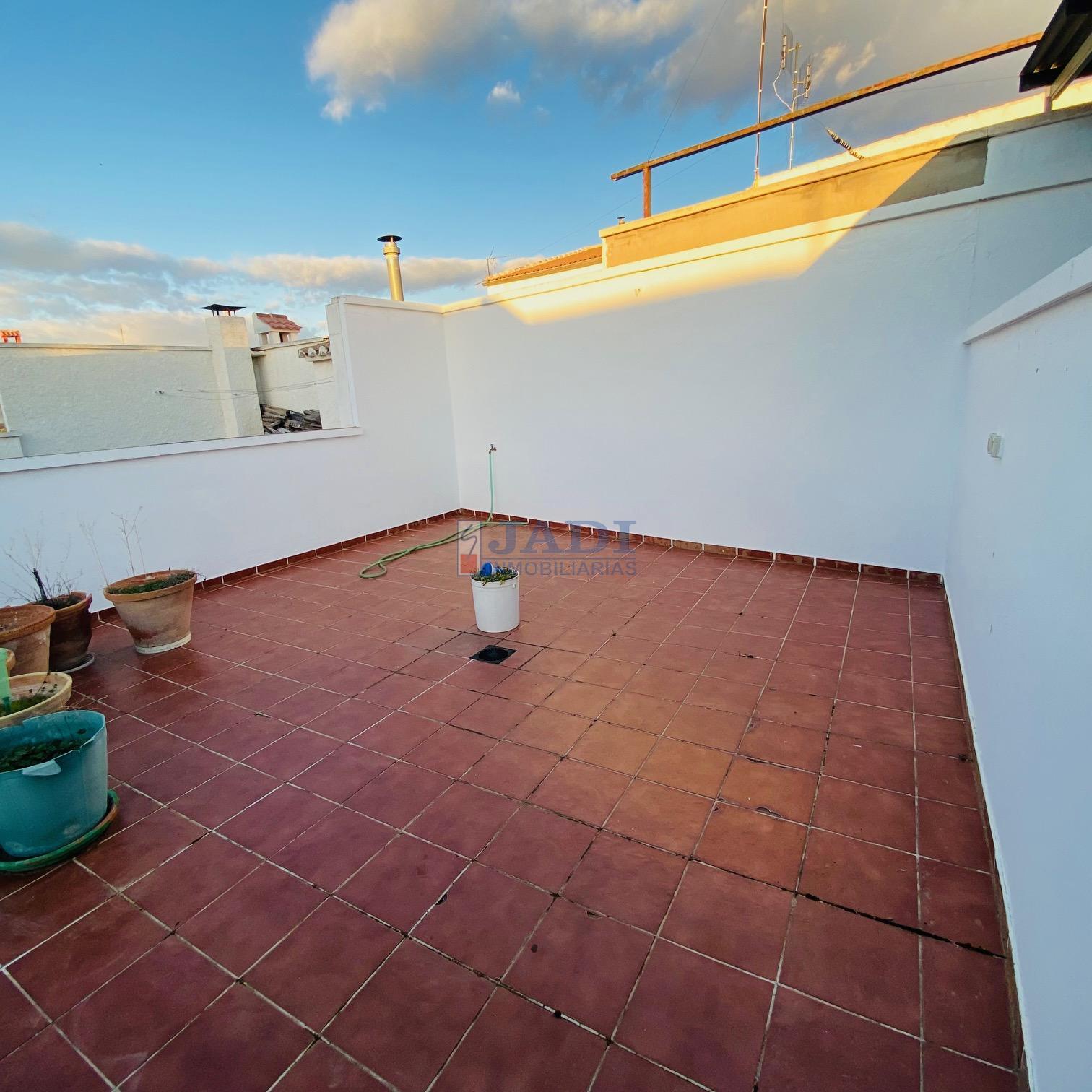 Venta de casa en Valdepeñas