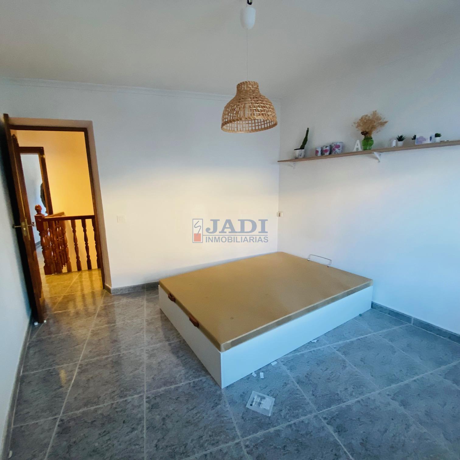 Venta de casa en Valdepeñas