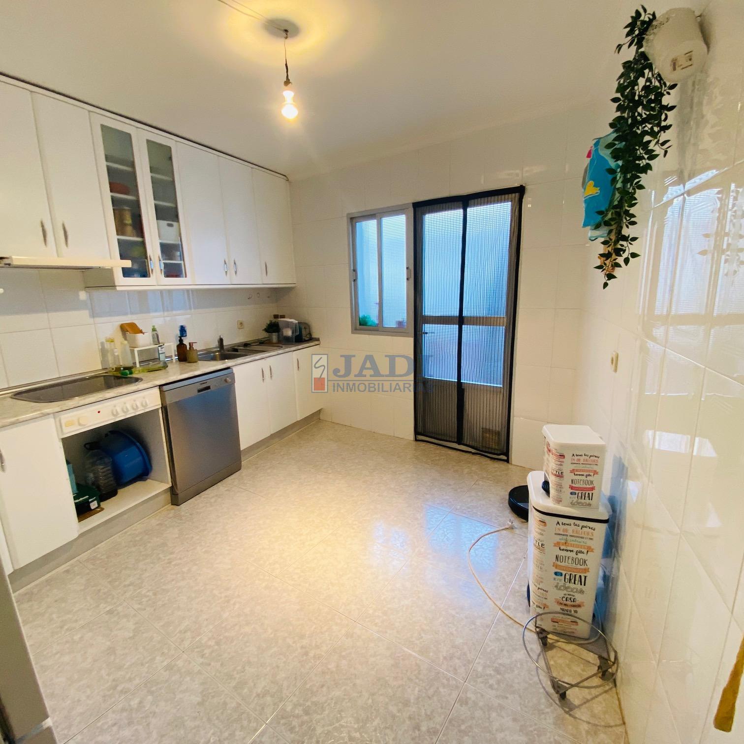 Venta de casa en Valdepeñas