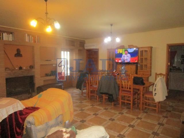 For sale of house in Valdepeñas