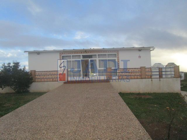 For sale of house in Valdepeñas