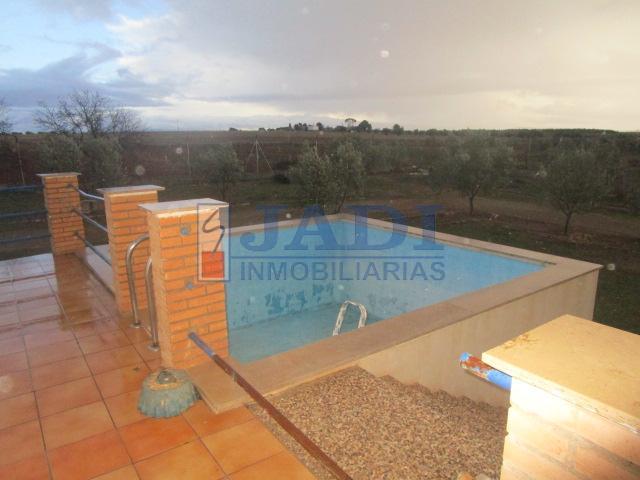For sale of house in Valdepeñas
