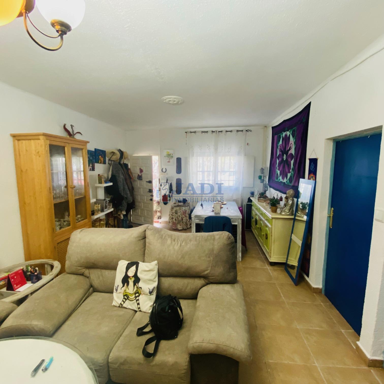Venta de casa en Valdepeñas