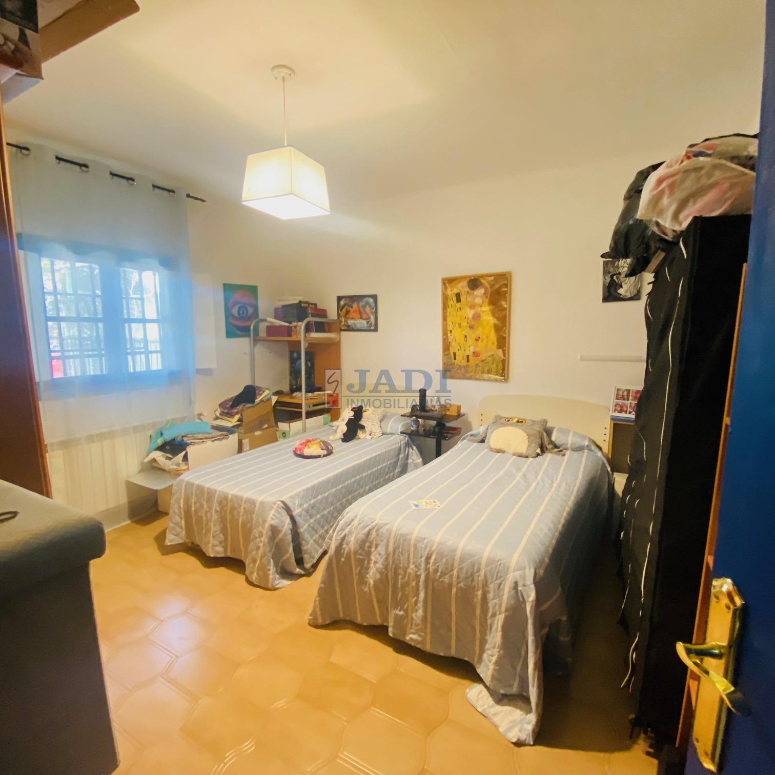 Venta de casa en Valdepeñas
