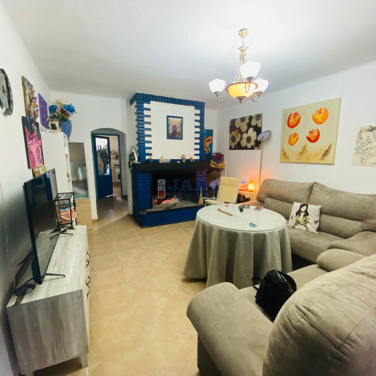 Venta de casa en Valdepeñas