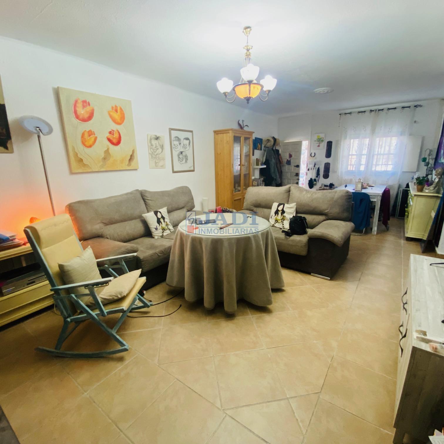 Venta de casa en Valdepeñas