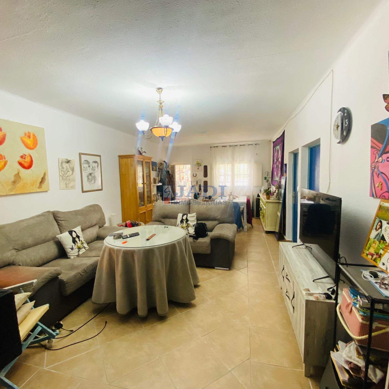 Venta de casa en Valdepeñas