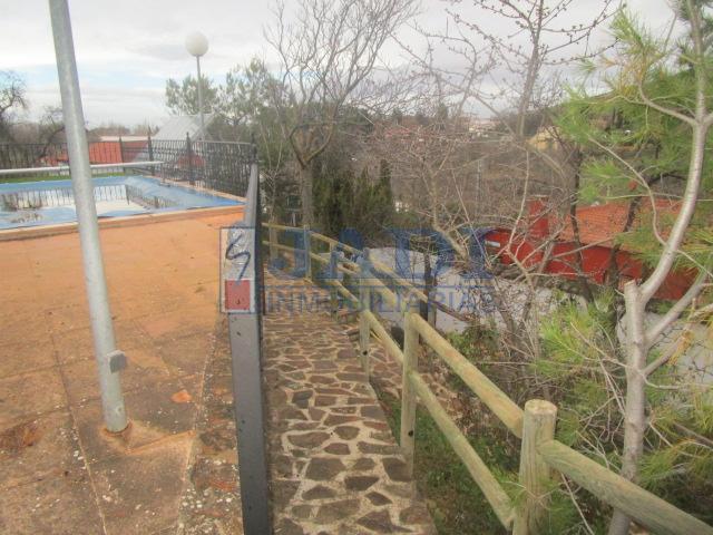 For sale of house in Valdepeñas