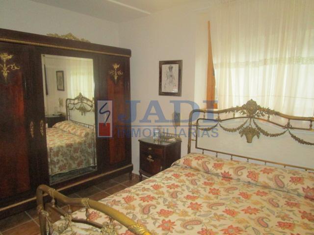 For sale of house in Valdepeñas