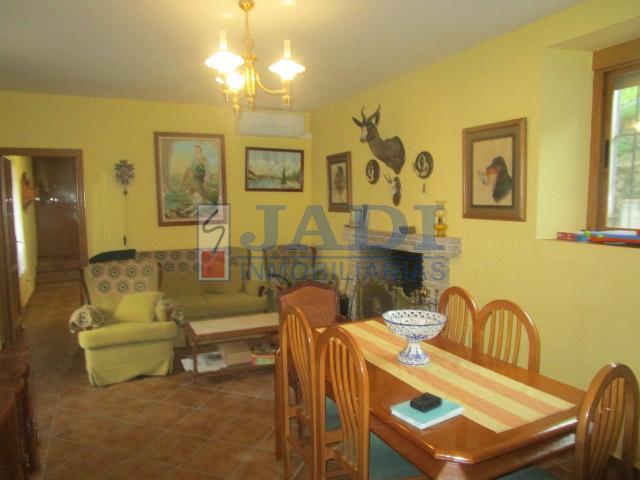 For sale of house in Valdepeñas