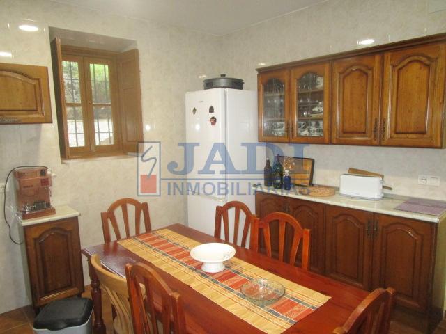 For sale of house in Valdepeñas