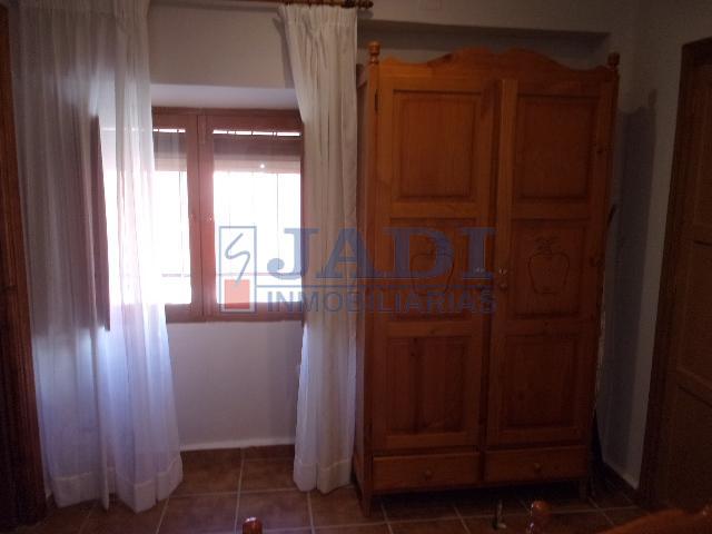 Venta de casa en Valdepeñas