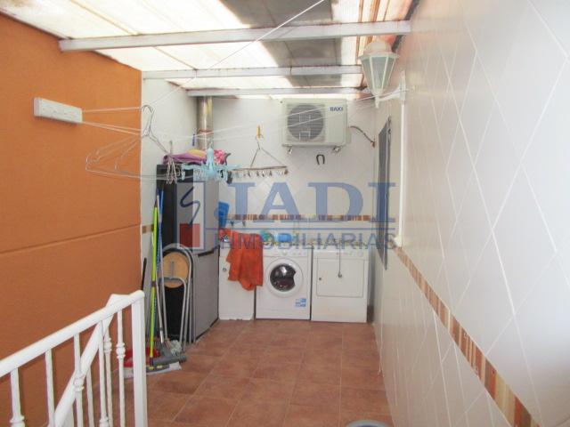 For sale of house in Valdepeñas