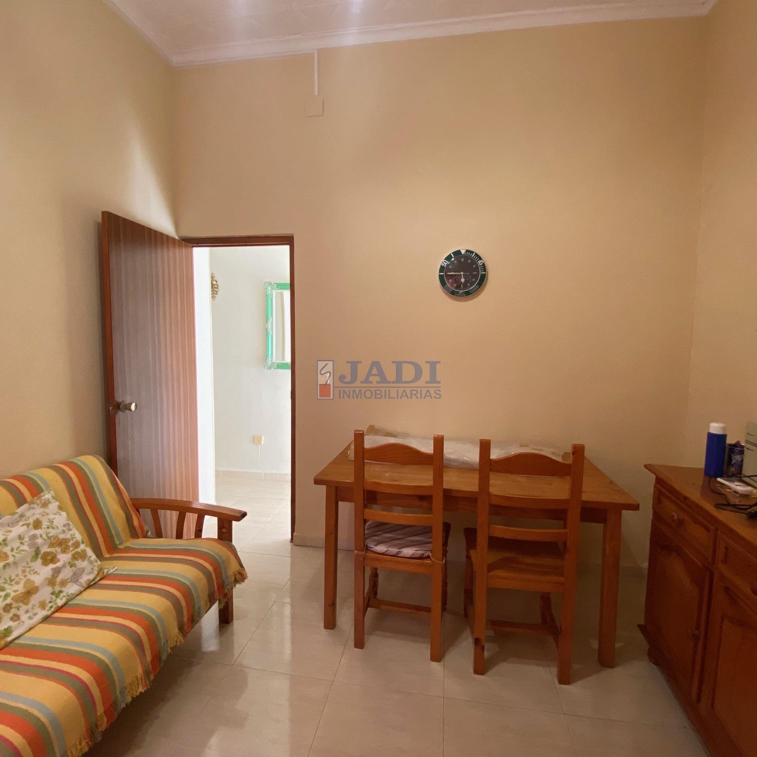 Venta de piso en Valdepeñas