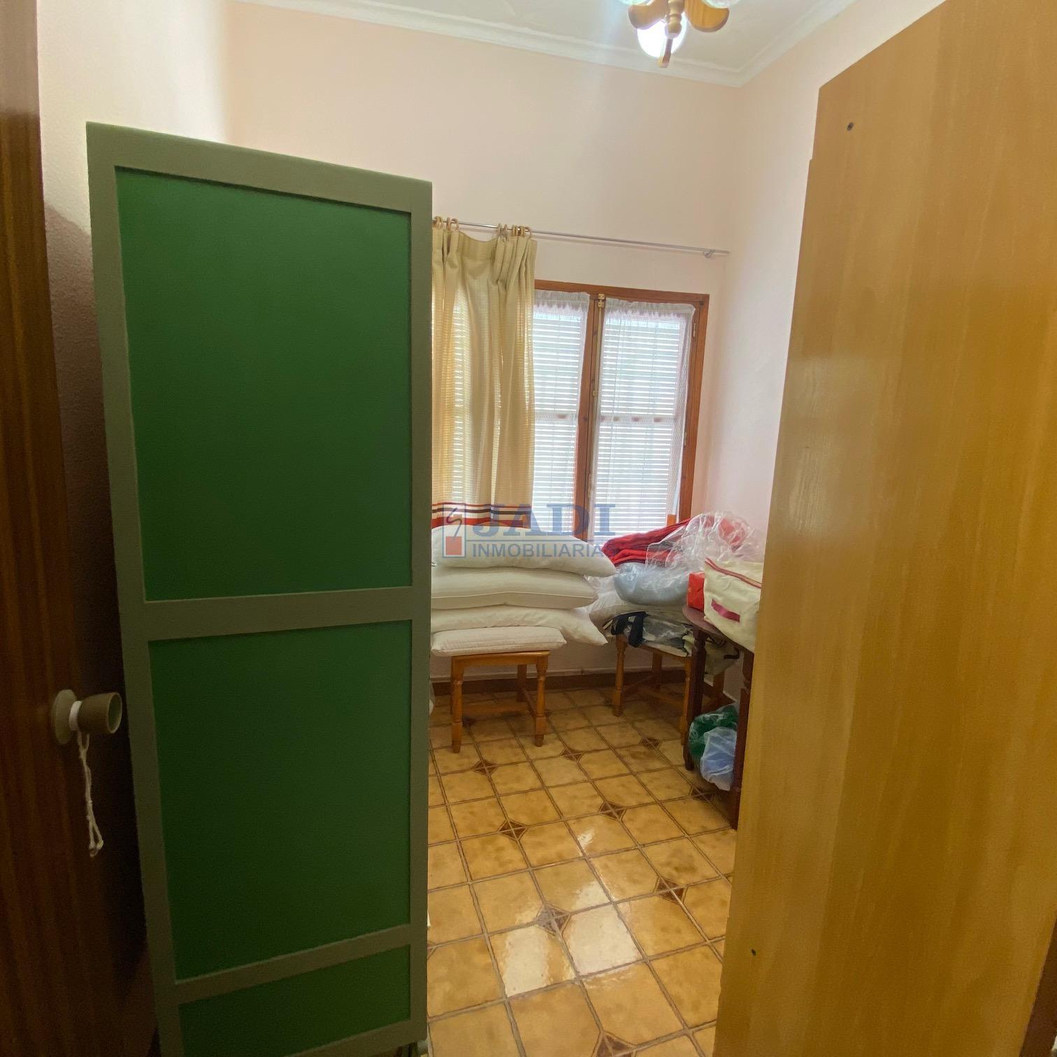 Venta de piso en Valdepeñas