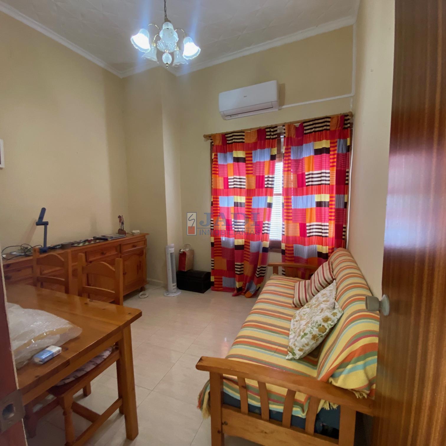Venta de piso en Valdepeñas