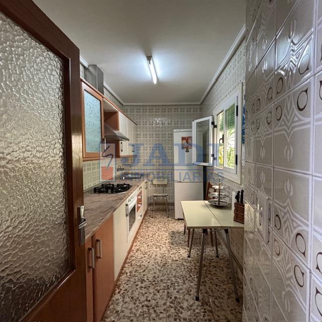 For sale of house in Valdepeñas