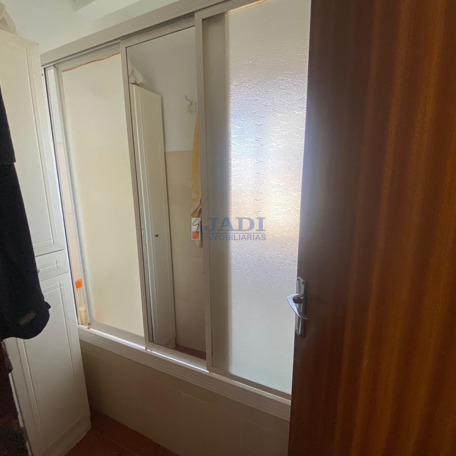 For sale of house in Valdepeñas