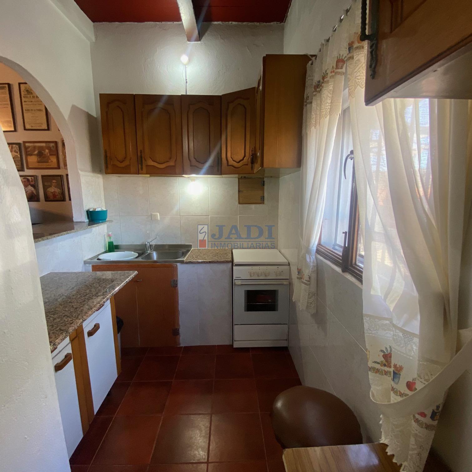 For sale of house in Valdepeñas